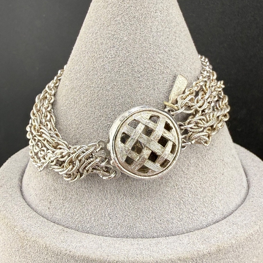Vintage Monet Bracelet Silver Tone Chain‎ 7"